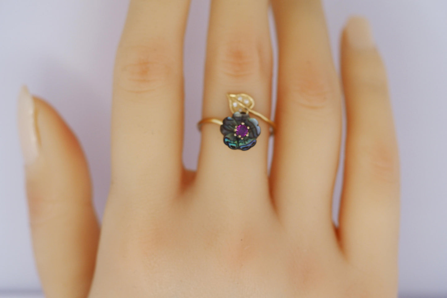 Amethyst gold ring.