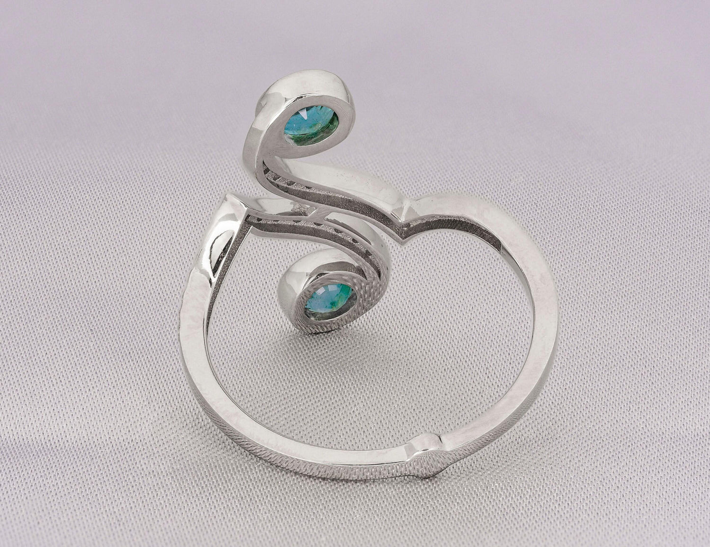 Vintage inspired two emeralds 14k gold ring.