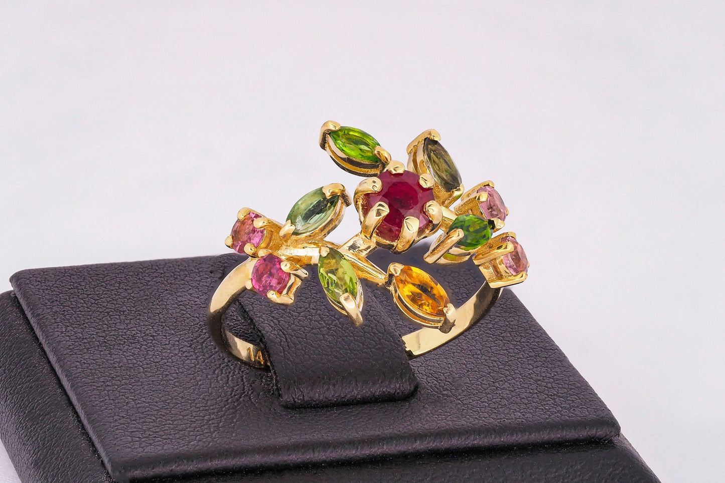 Multicolor automn color gemstone ring in 14k gold