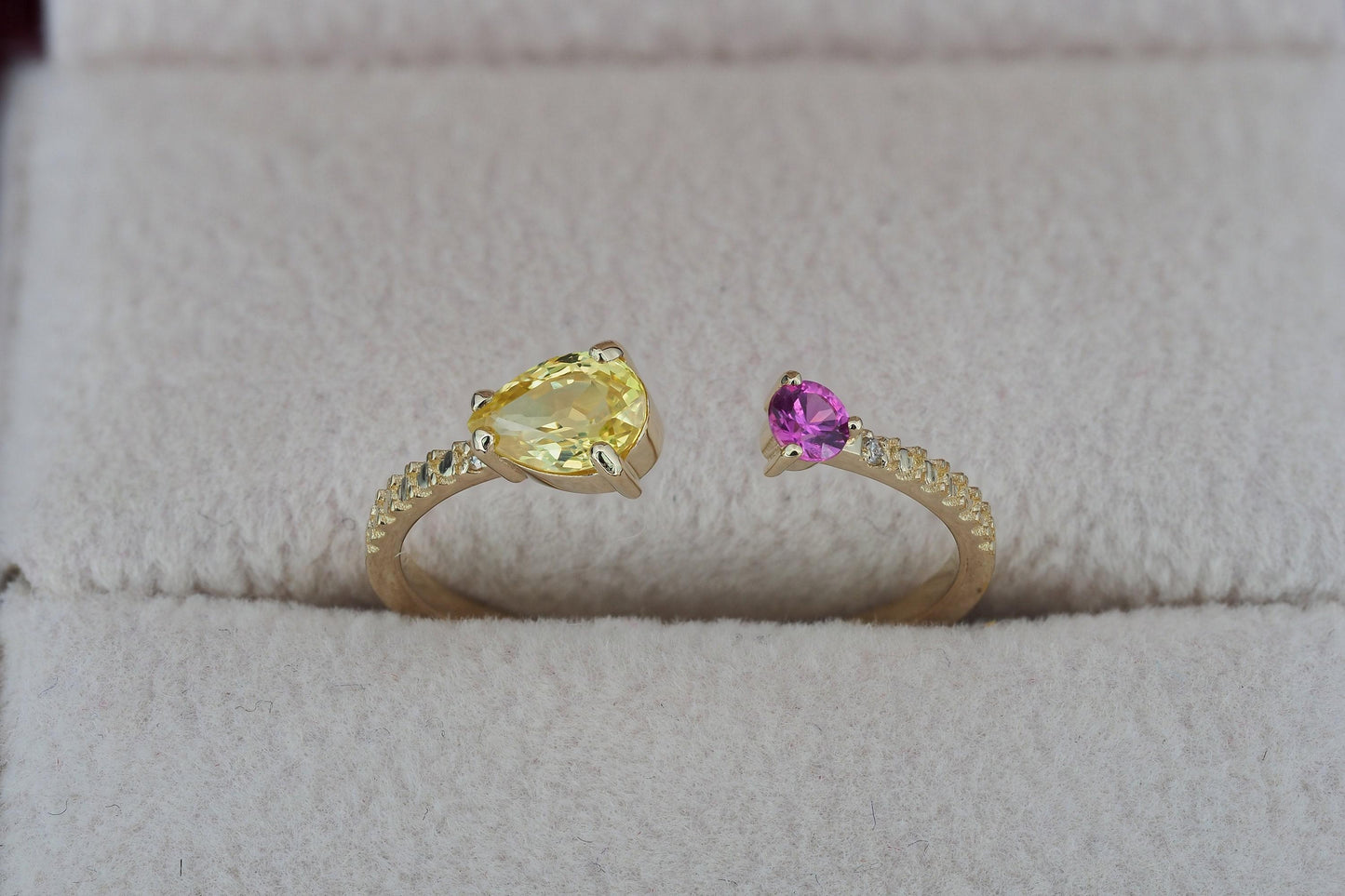 Yellow, pink sapphire 14k gold open ring
