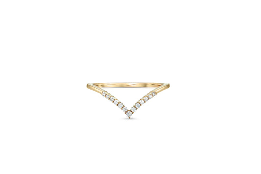 Round moissanite Chevron 14k gold ring