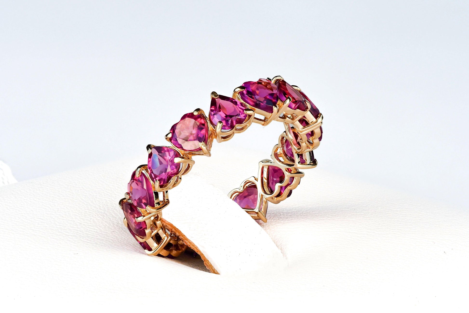 Heart garnet Eternity Ring in 14k gold