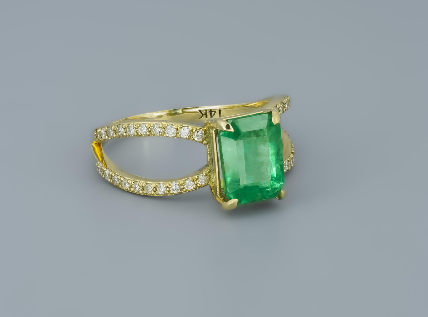 Octagon Emerald 14k gold ring