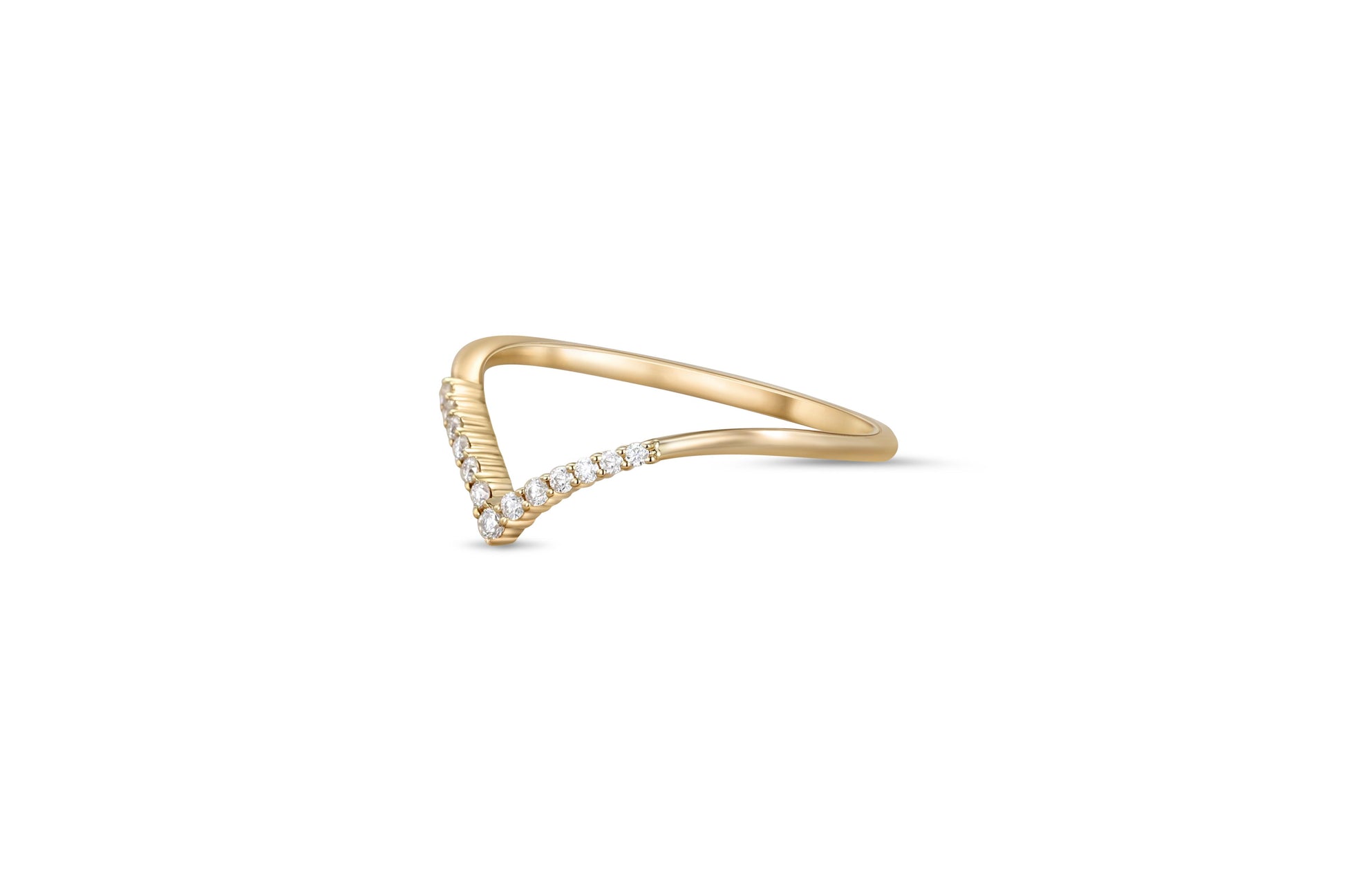 Round moissanite Chevron 14k gold ring