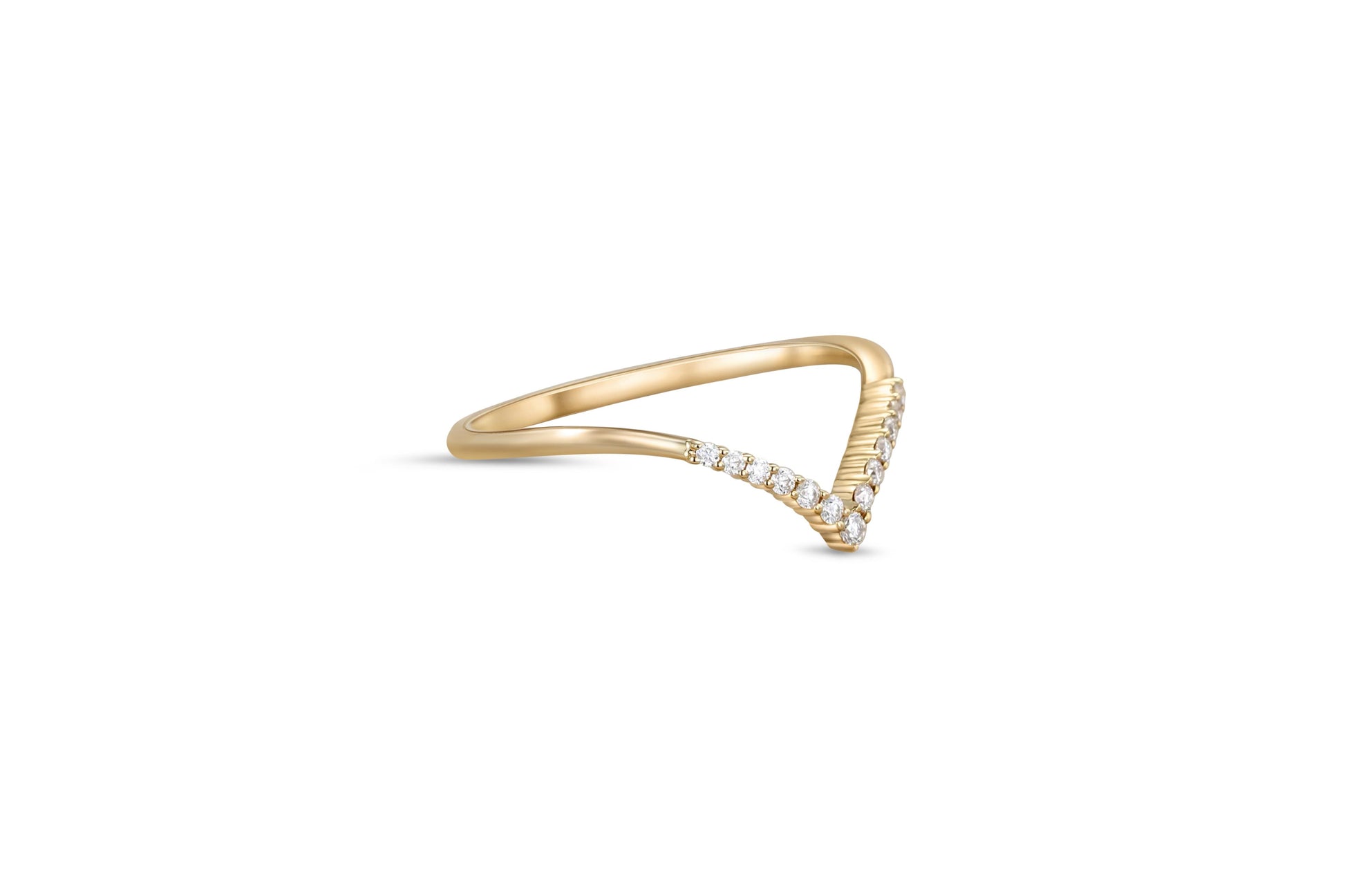 Round moissanite Chevron 14k gold ring