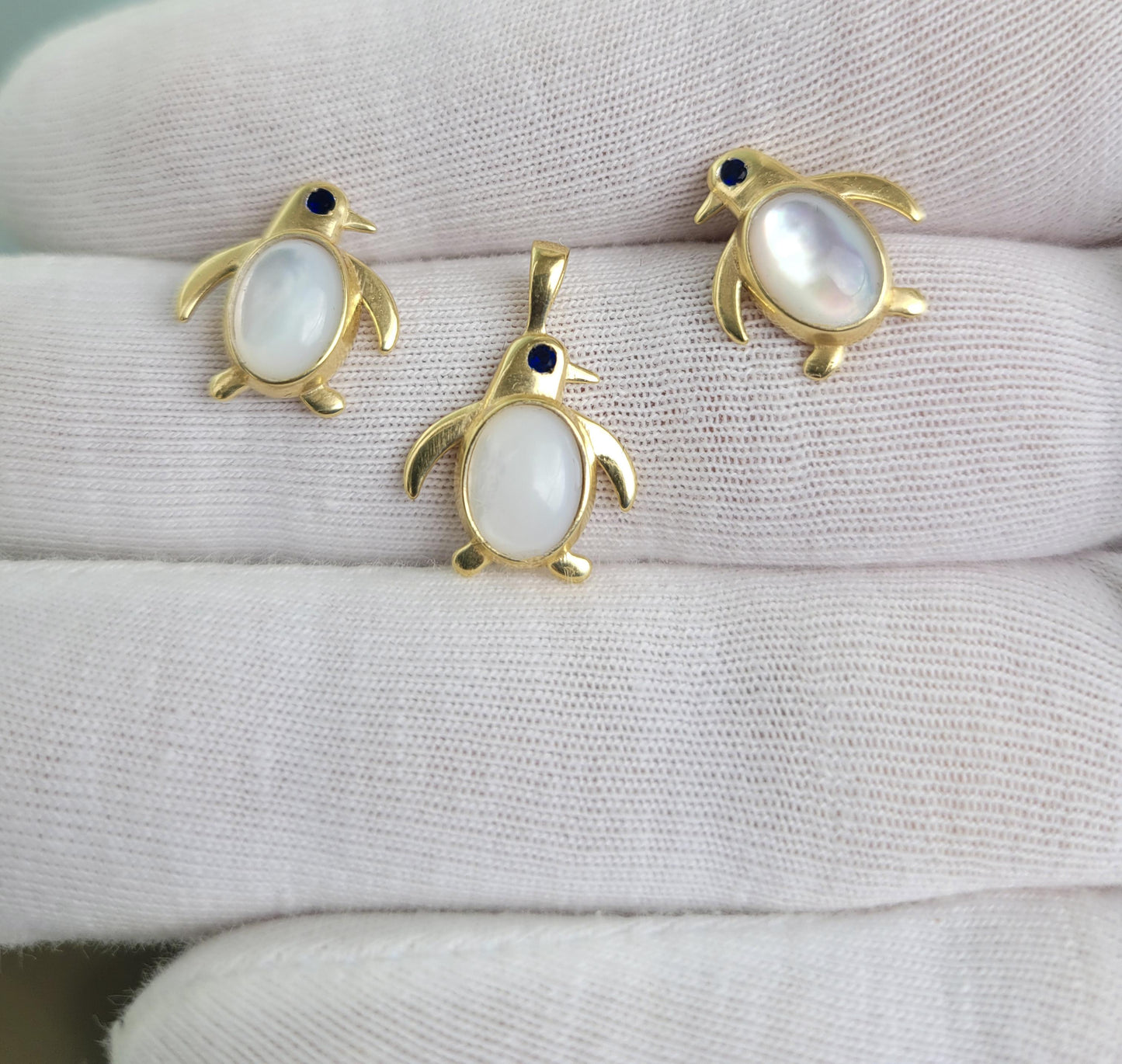 Pinguin 14k gold earrings studs