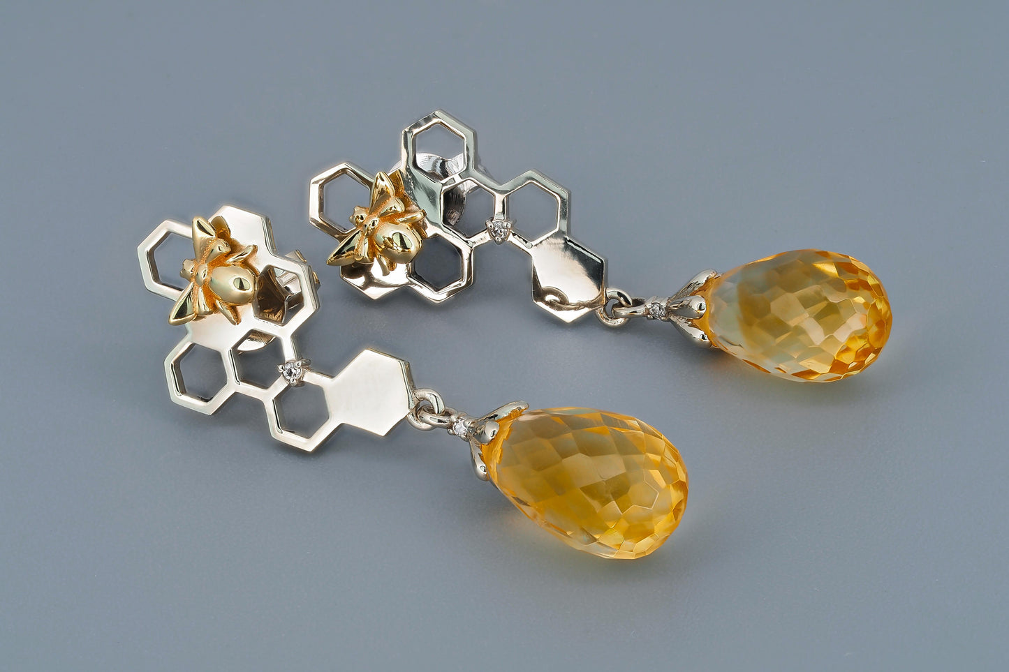 Bee on honeycomb citrine earrings studs