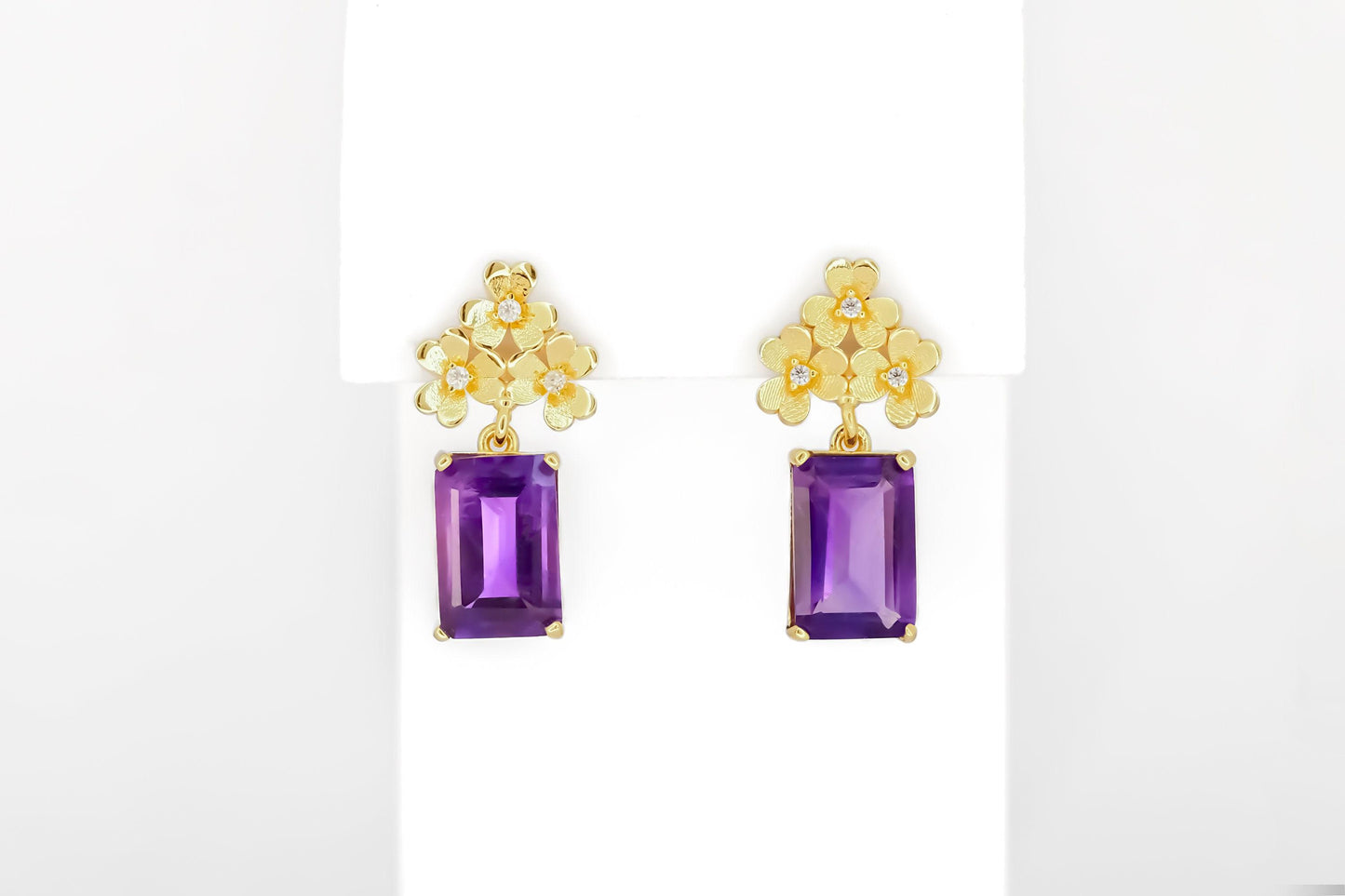 Amethyst 14k gold earrings studs
