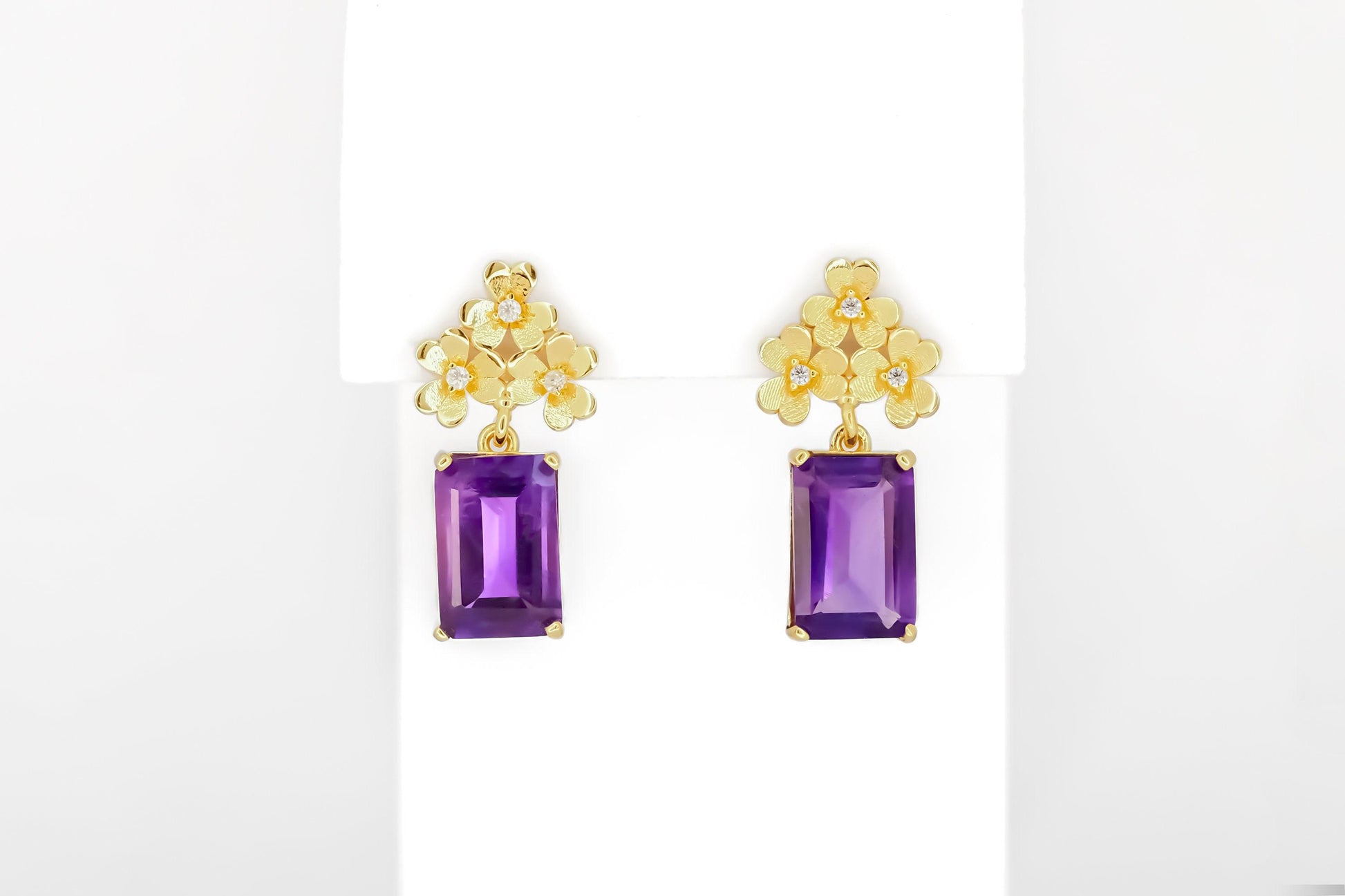 Amethyst 14k gold earrings studs