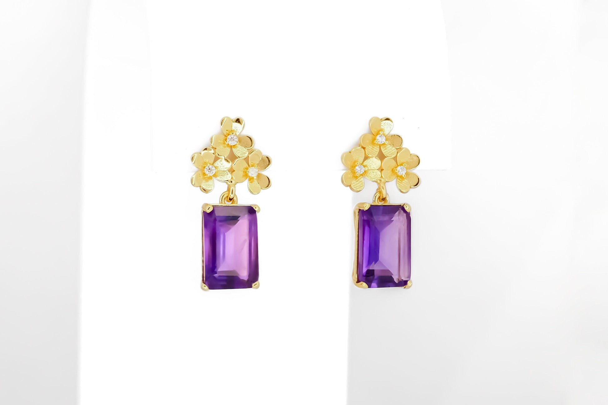 Amethyst 14k gold earrings studs