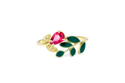 Flower ring with ruby in 14k gold