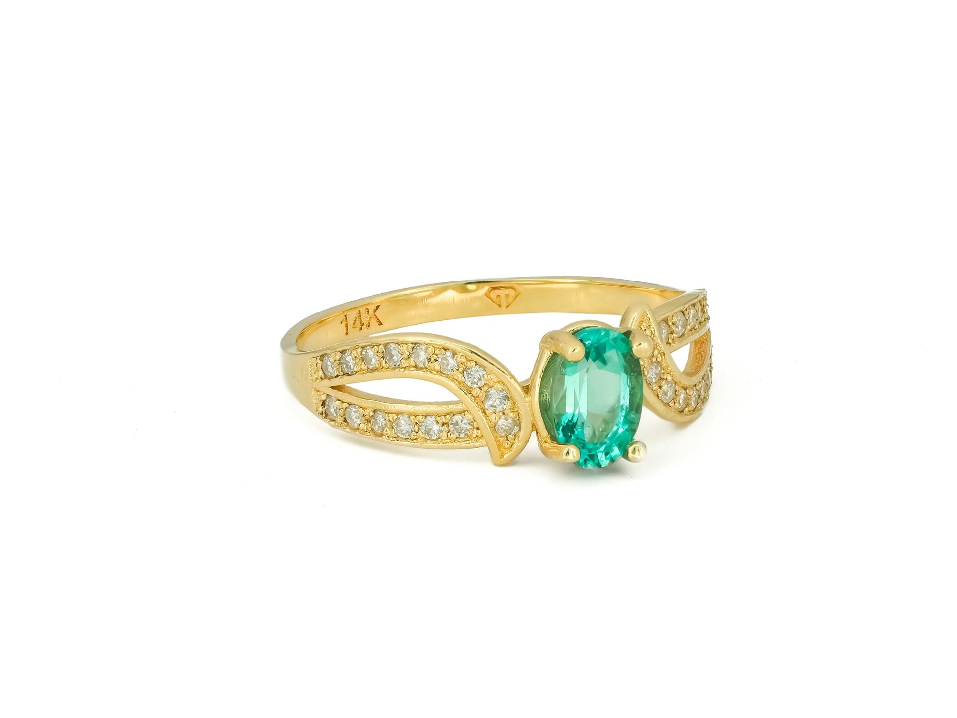 Genuine emerald 14k gold ring