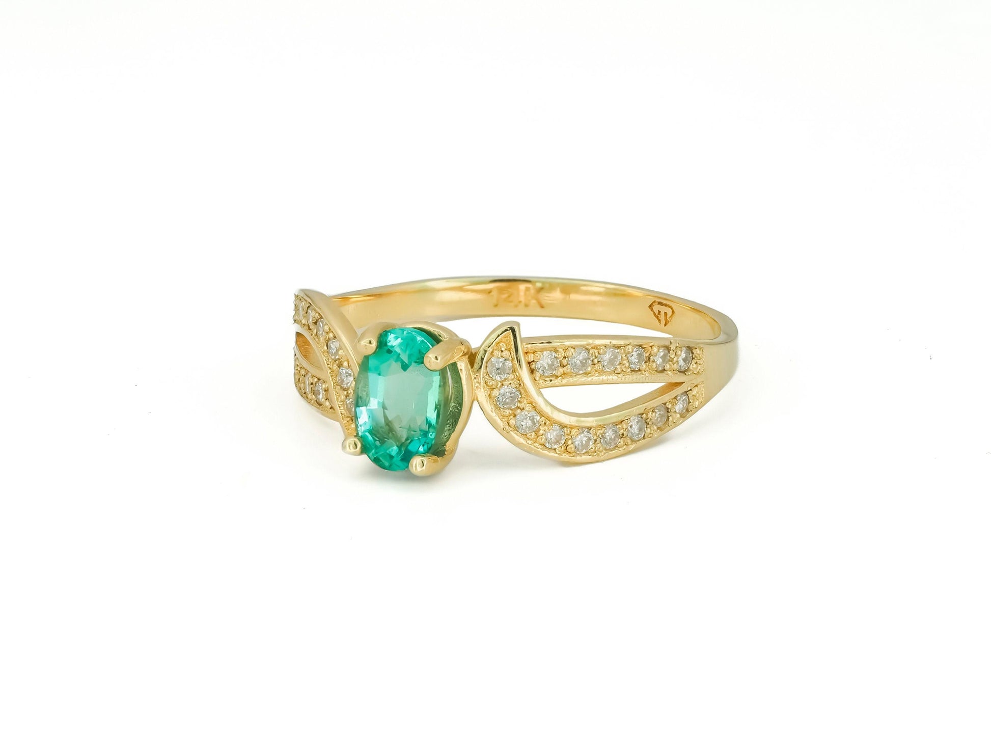 Genuine emerald 14k gold ring
