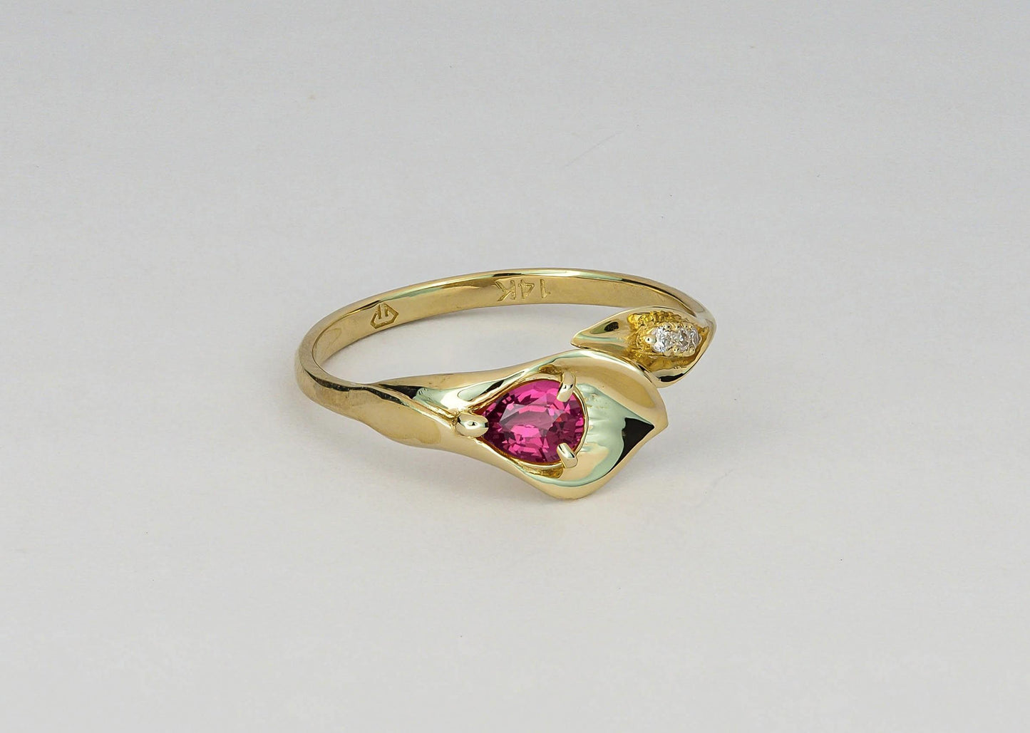 Lily calla 14k gold ring