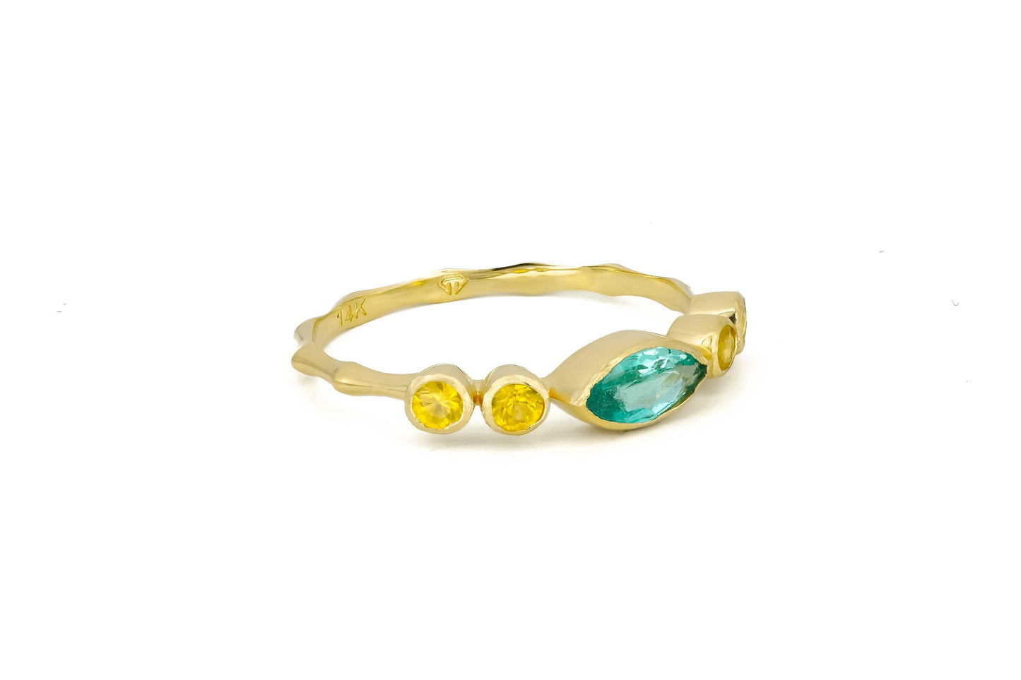 Marquise emerald ring in 14k gold