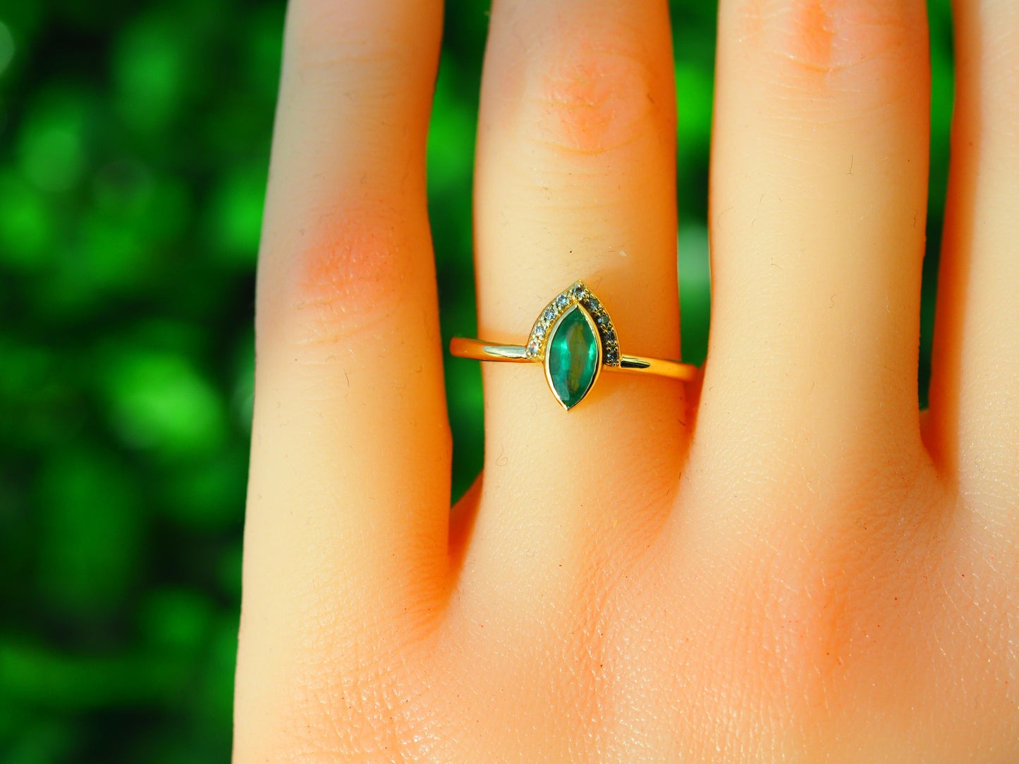 Marquise Emerald 14k gold Ring