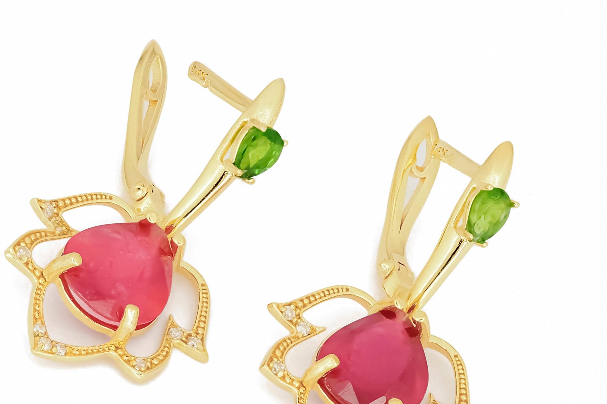 Pear ruby flower 14k gold earrings