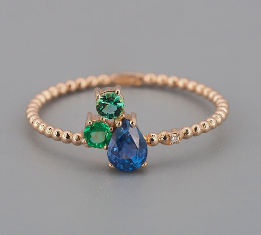 Pear sapphire 14k gold ring