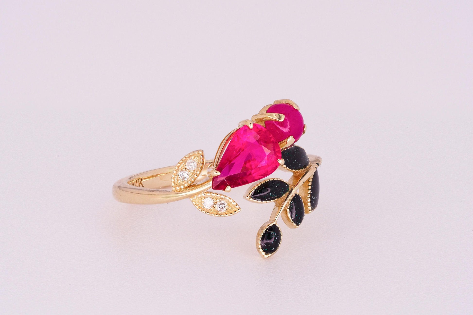 Pear, cabochon ruby 14k gold