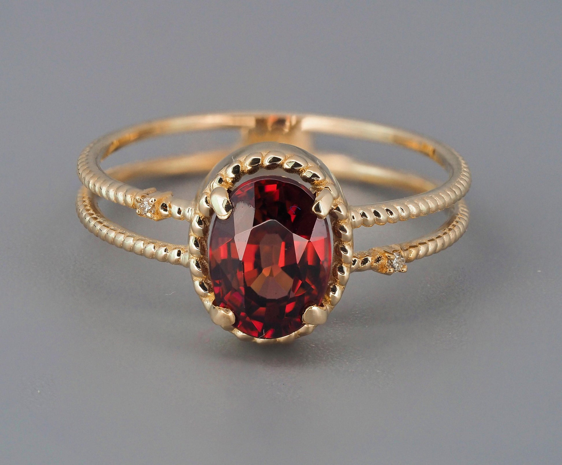 Red garnet gold 14k gold ring