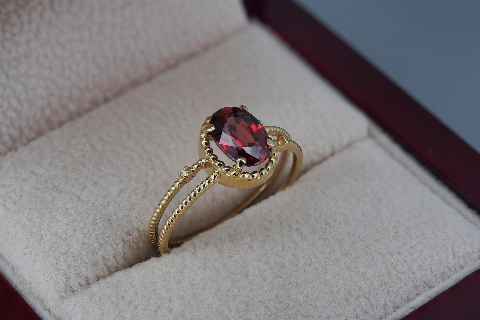 Red garnet gold 14k gold ring