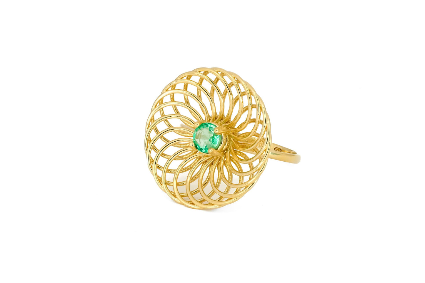 Round emerald 14k gold ring