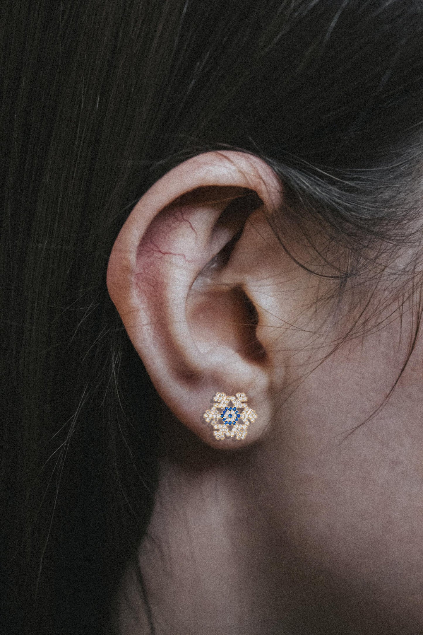 Snowflake 14k gold studs