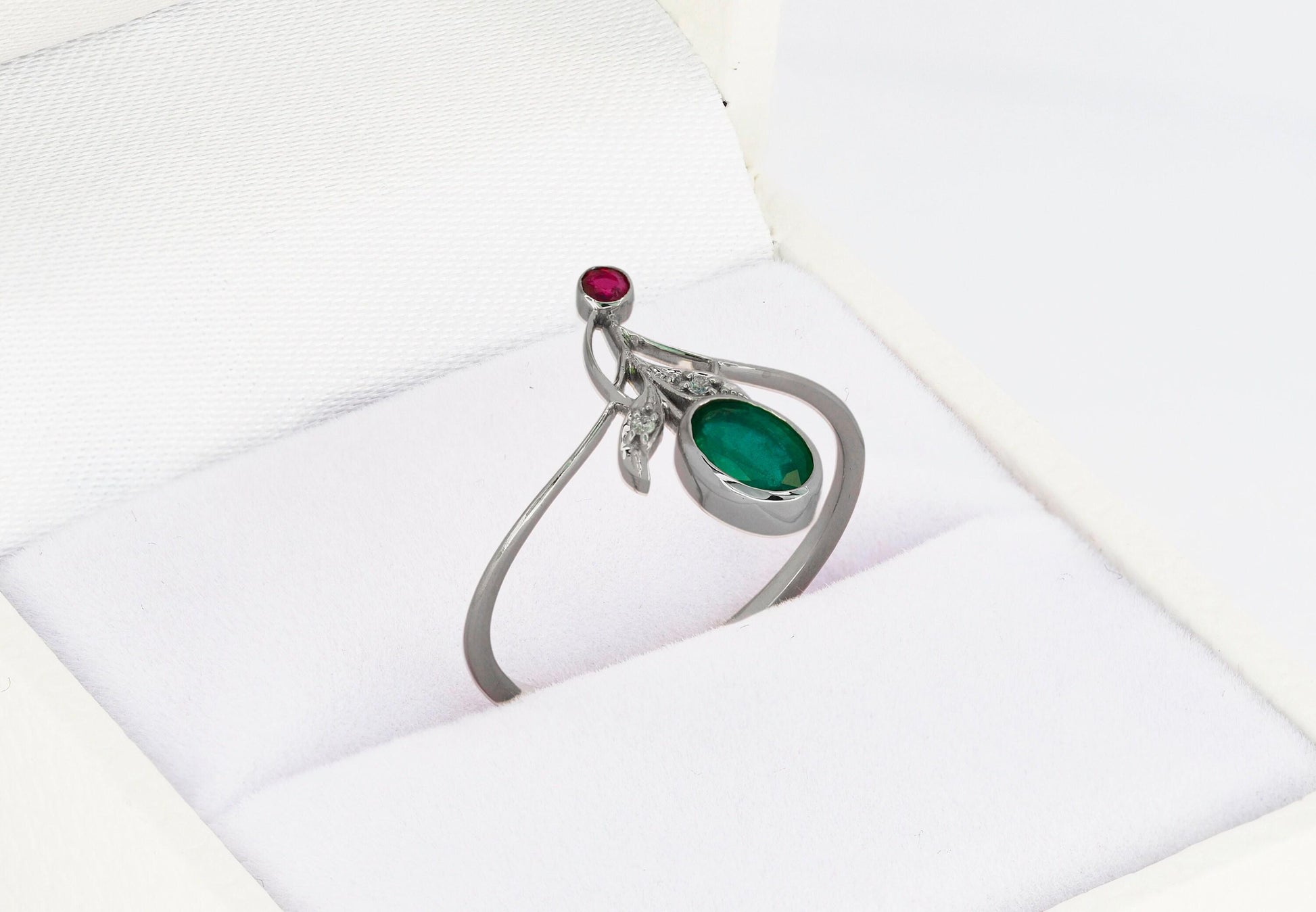 Vintage style inspired emerald ring