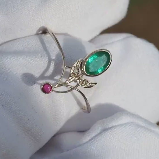 Vintage style inspired emerald ring