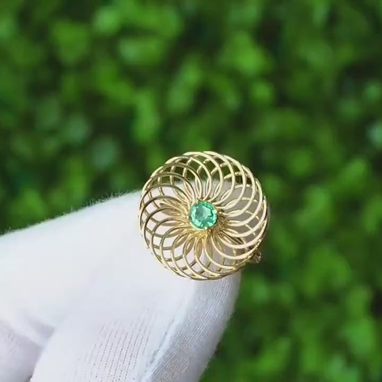 Round emerald 14k gold ring