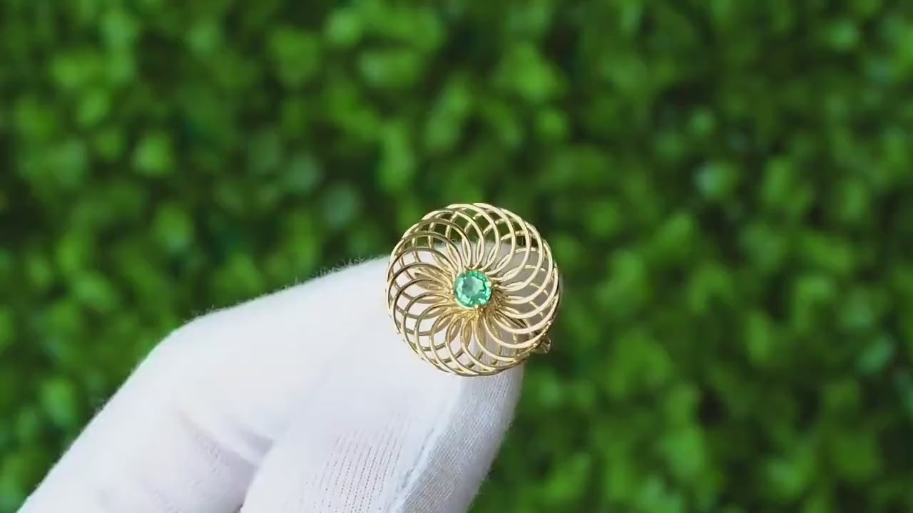 Round emerald 14k gold ring