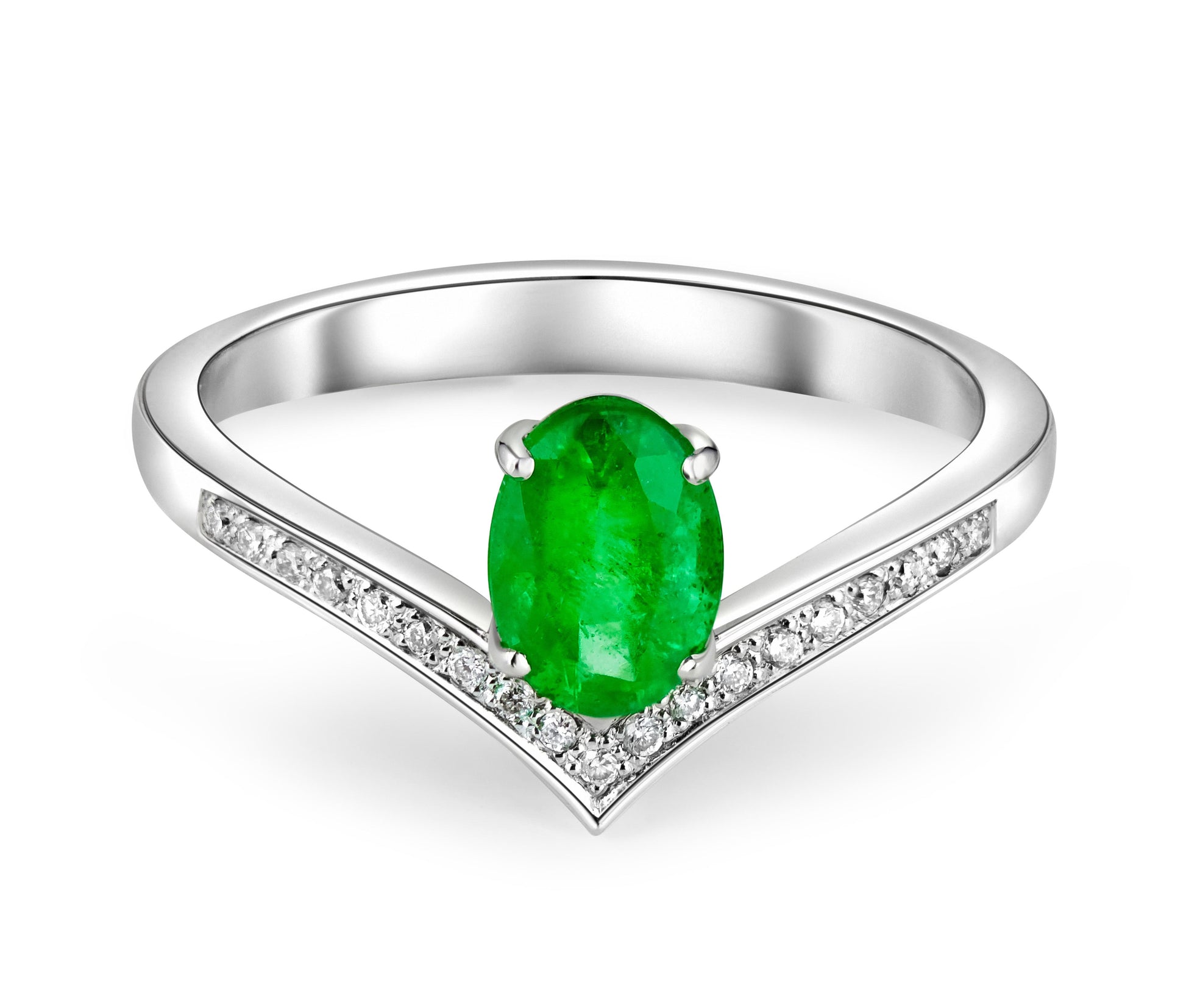 Oval Emerald  14k gold ring