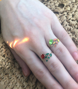 14k gold ruby ring. Pear Ruby ring. Floral ring. Enamel ring. Flower Ring. Gold twig ring. Leaves ring. Red gemstone ring. Vintage ruby ring