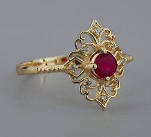 Solid gold Ruby ring. Natural ruby ring. Vintage ruby ring. Red gemstone ring. Round ruby ring. July birthstone ring.