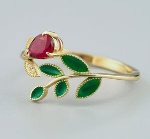 14k gold ruby ring. Pear Ruby ring. Floral ring. Enamel ring. Flower Ring. Gold twig ring. Leaves ring. Red gemstone ring. Vintage ruby ring