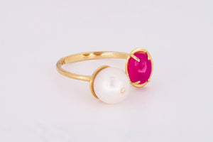 14k gold ring with ruby and pearl. Cocktail ring. Cabochon gem ring. Open Ended Ring. Free size ring. Love ring. Valentine's Day Jewelry.