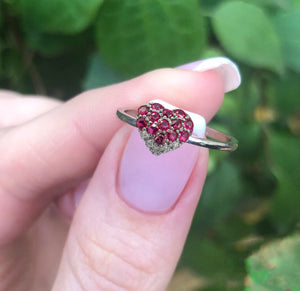 Solid gold ruby ring. Genuine ruby ring.  Heart ring. Love ring. Cute rings. Dainty ring. Promise rings. Valentine day gift for her.