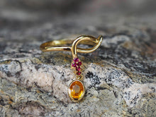 Load image into Gallery viewer, Snake gold ring with Orange Genuine Sapphire and diamonds.  Orange Gemstone ring. Serpentine Ring. Rose sapphire ring.
