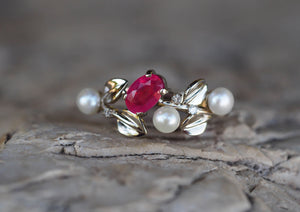 Ruby and pearl gold ring, Statement red ruby ring, Anniversary gift for her, Luxury dinner ruby ring, July birthstone ring. Flower gold ring