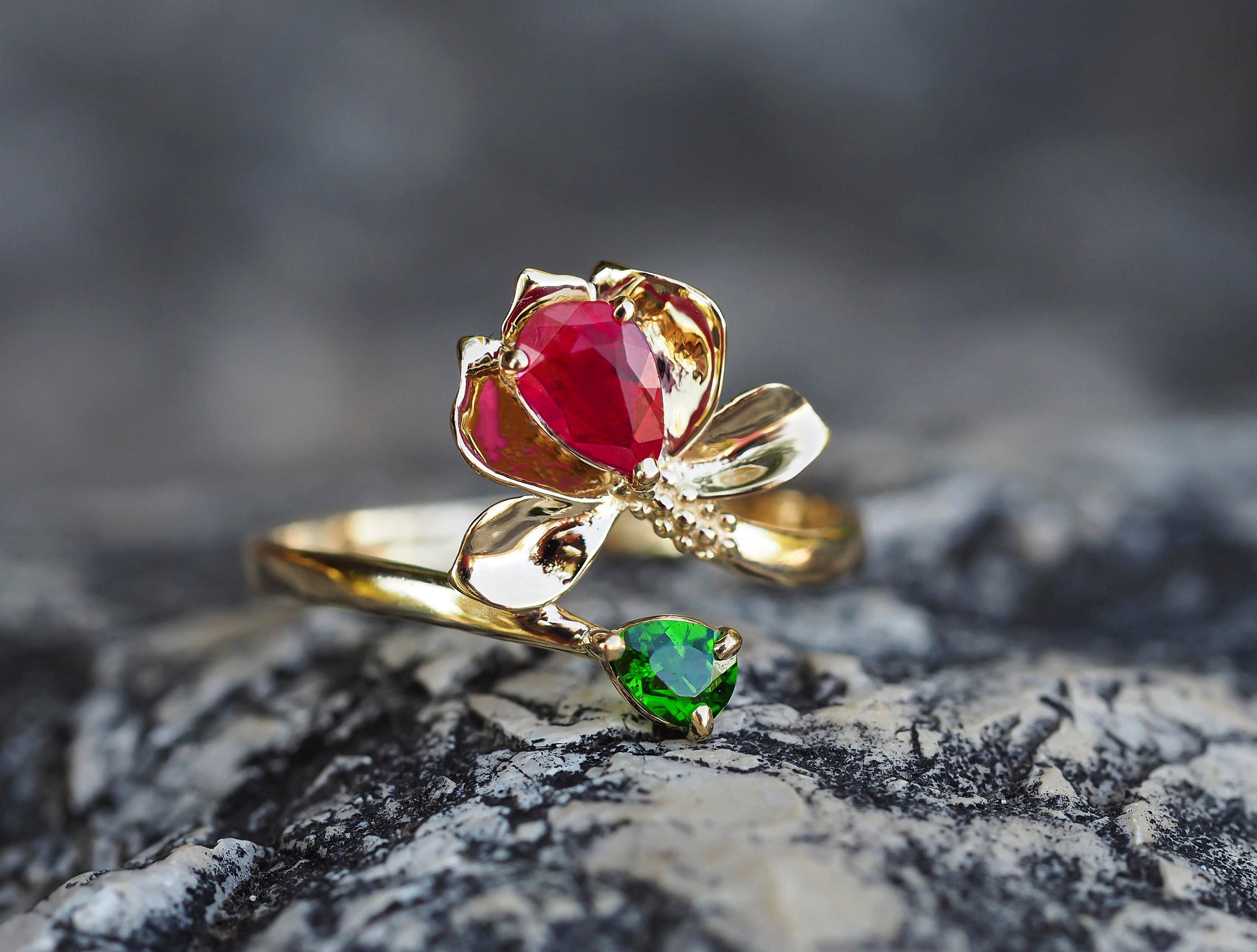 Ruby gold engagement ring, leaves engagement ring with diamonds / Wisteria  | Eden Garden Jewelry™
