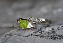 Load image into Gallery viewer, 14k solid gold ring with natural briolette peridot and diamonds. Flower gold ring. Leaf gold Ring. Flower wedding band. August birthstone.
