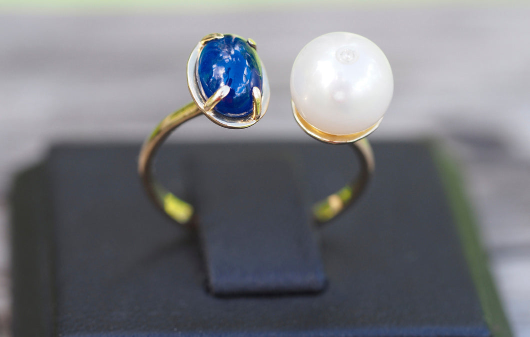 Solid 14 K Gold Sapphire September Birthstone and Pearl ring. Gold ring with sapphire. Akoya Pearl ring. Blue gemstone ring. Open Ended Ring