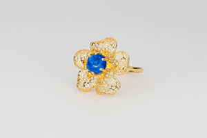 Solid 14k Gold Natural Sapphire. September Birthstone ring. Gold ring with sapphire cabochon. Flower gold ring. Blue gemstone ring.