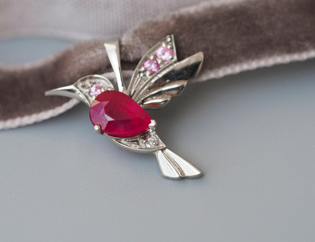 Solid gold Bird pendant with pear natural ruby. Hummingbird pendant. 14k solid gold pendant with Ruby, sapphire and diamond. July birthstone