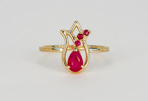 14k gold ring with natural ruby. Tulip ring. Flower ring. Dainty ring. Gemstone ring. Floral jewelry. Genuine ruby ring. July birthstone