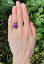 Load image into Gallery viewer, 14k gold Amethyst and diamonds ring. Flower ring. Purple gemstone Ring. Cocktail ring. February birthstone ring. Floral ring.
