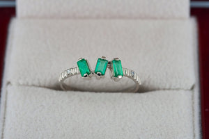 14k solid gold ring with Emeralds and diamonds. Baguette emerald ring. Minimalist emerald ring. Emerald engagement ring. May Birthstone Ring