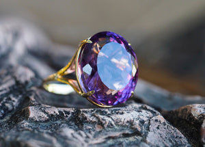 14k gold 14 ct Amethyst and diamonds ring. Purple gemstone Ring. Cocktail ring. February birthstone ring. Oval amethyst ring. Statement ring