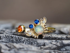 14k solid gold ring with natural opal, sapphire and diamonds. Funny crab gold ring. Animal design ring. Dainty opal ring. October birthstone