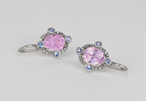 Kunzite earrings in 14k solid gold. Natural Kunzite, tanzanite and diamonds earrings. Vintage earrings. Lavender/pink gemstone earrings.